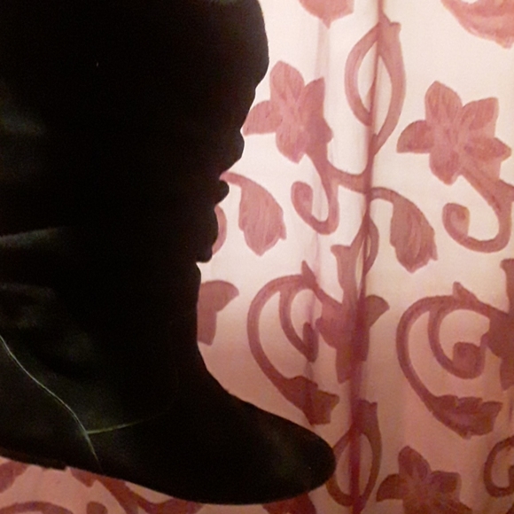 🥾Gabriella Rocha Cuffed WIDE CALF Black Suede - Picture 10 of 16